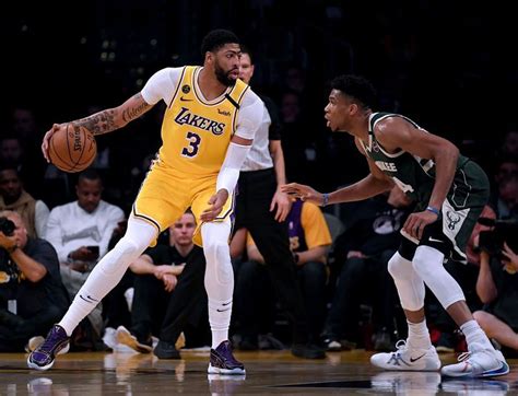 los angeles lakers vs milwaukee bucks prediction